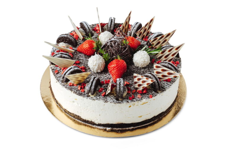 Oreo torta z jagodo