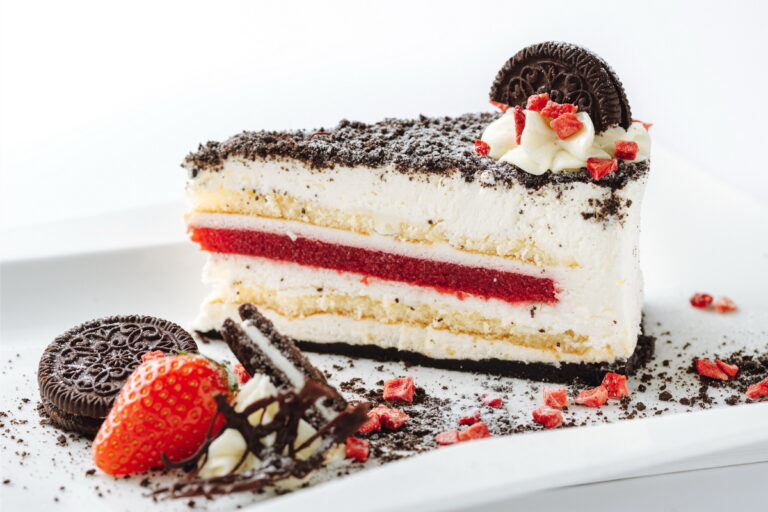 Oreo torta z jagodo - slika 2
